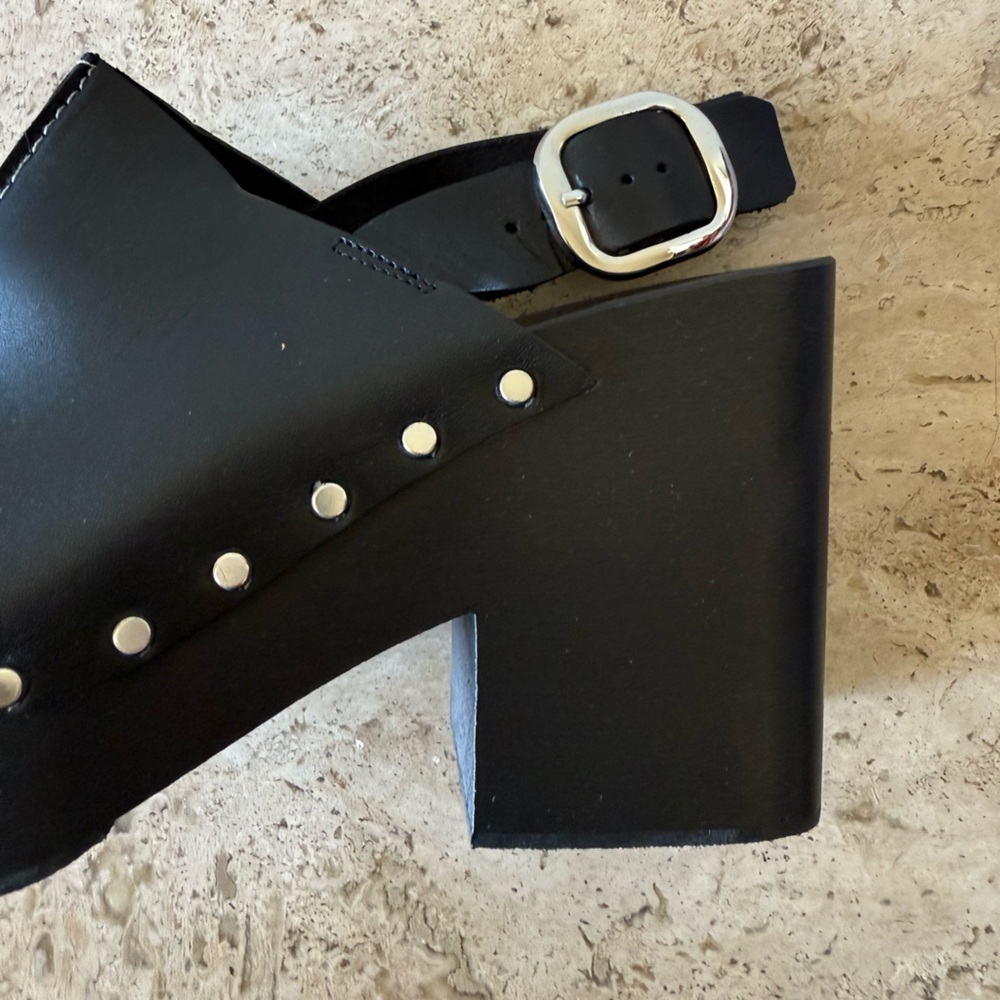 ZARA Slimg Back Leather and Wood Platform Clog - Picture 8 of 11